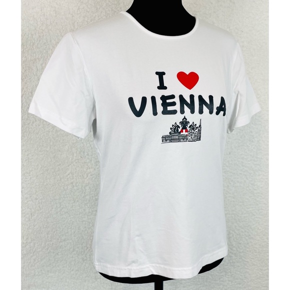 FRUIT OF THE LOOM • I Heart Vienna Short Sleeve Tee - Picture 7 of 14
